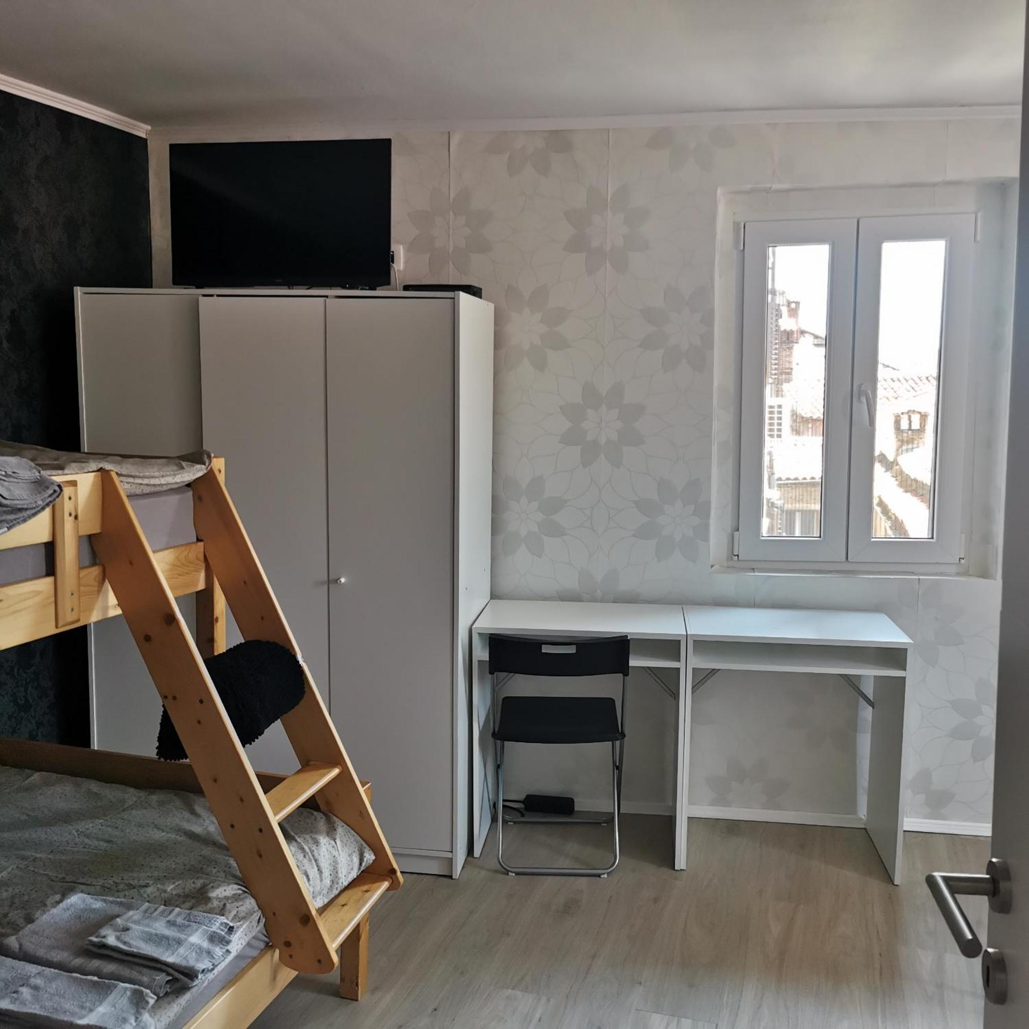 Апартаменты Apartma Jelena Копер Экстерьер фото